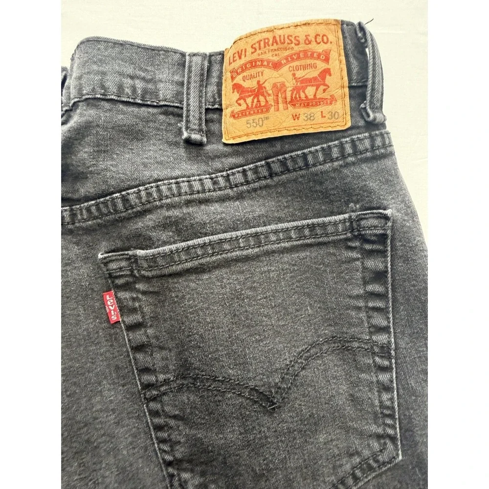 Levi's 550 Jeans Mens 38x30 Gray Charcoal Wash Relaxed Fit Tapered Denim Pants